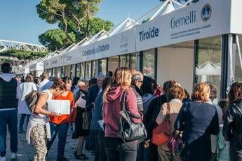 Amadeus: Tennis&Friends abbatte la paura di fare prevenzione Amadeus: Tennis&Friends abbatte la paura di fare prevenzione